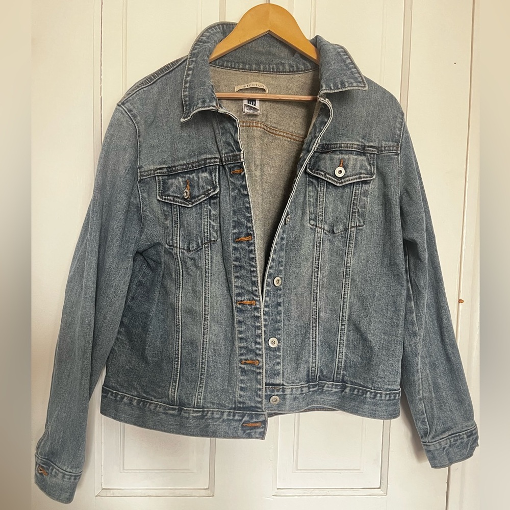 Gap Stretch Denim Jacket